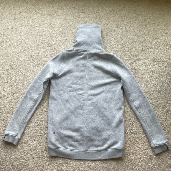Lululemon Scuba Neck Sweatshirt - Picture 2 of 5